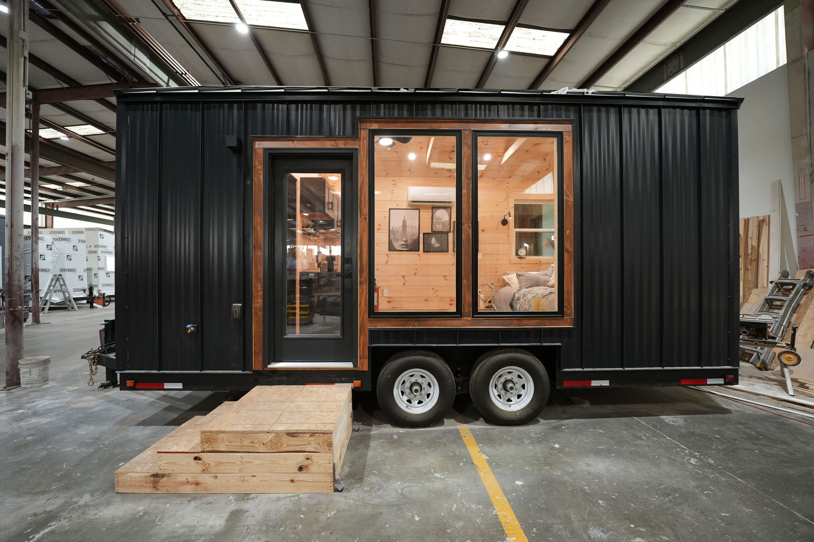 Modern Airbnb Cabin. NOAH Certified THOW - 1 bed, 1 bath, 160 sqft in Snellville, Georgia